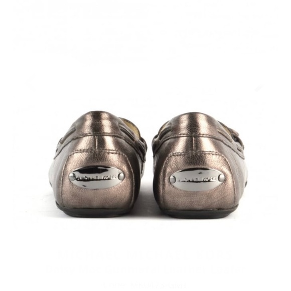 MICHAEL KORS 100% LEATHER METALLIC PEWTER FLAT LOAFER SLIDE FLATS - Picture 9 of 16